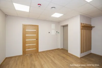 Izīrē biroju, Pērnavas iela 41, Rīga, Labais krasts, Centrs / 1 250 € 3