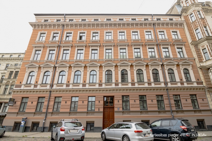 Izīrē dzīvokli, Alfrēda Kalniņa iela 6, Rīga, Labais krasts, Centrs / 1 500 € 20