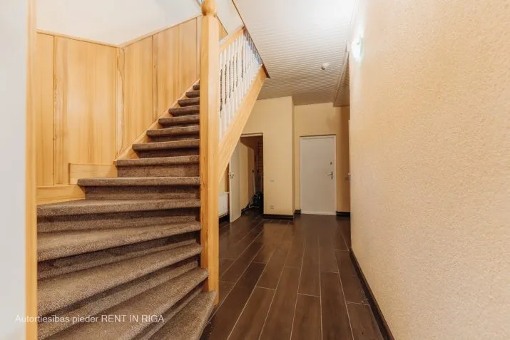 Izīrē māju, Lībekas iela 17, Rīga, Labais krasts, Mežaparks / 3 300 € 33