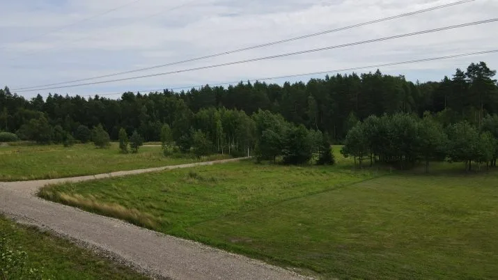 Taureņu iela 2 4