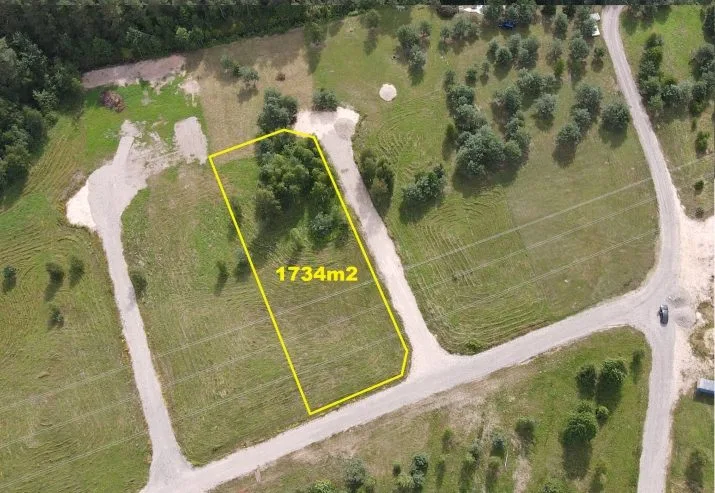 Taureņu iela 4 1