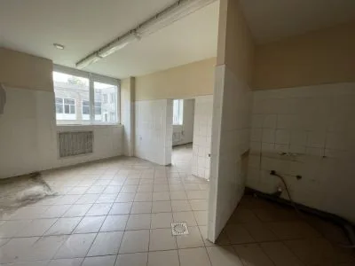 Izīrē ražošanas telpas, Krustpils iela 17, Rīga, Labais krasts, Pļavnieki / 800 € 3