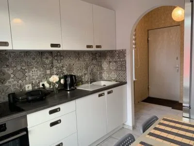 Izīrē dzīvokli, Merķeļa iela 6, Rīga, Labais krasts, Centrs / 590 € 4