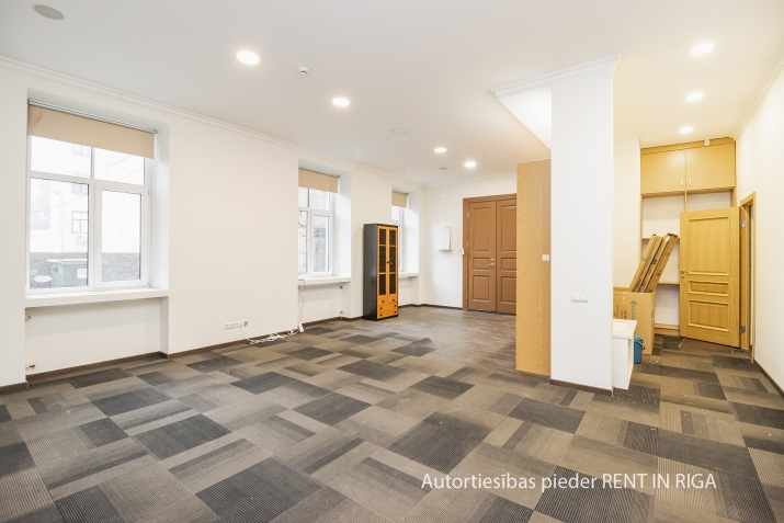 Image 1 of 22