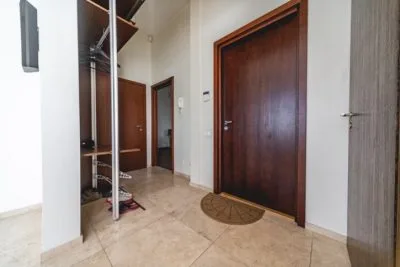 Pārdod dzīvokli, Kalnciema iela 9a, Rīga, Kreisais krasts, Āgenskalns / 520 000 € 25