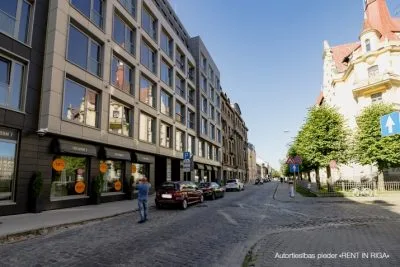 Pārdod dzīvokli, Strēlnieku iela 7, Rīga, Labais krasts, Centrs / 330 000 € 24