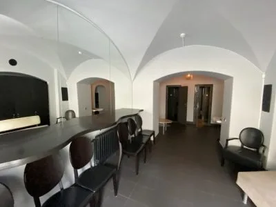 commercial premises For Rent, Citadeles street 12, Rīga, Labais krasts, Centrs / 2 492 € 9