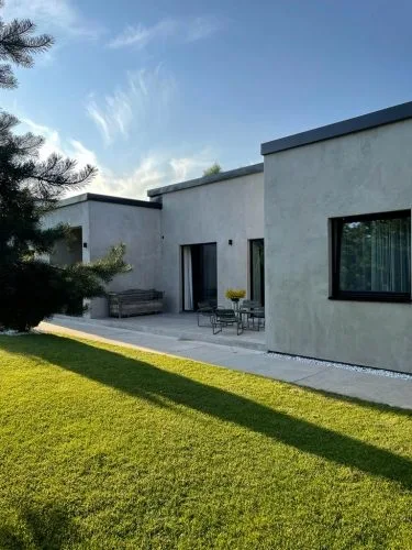 Продажа дома, Dzelmes улица 14, Babītes novads, Babītes pagasts / 370 000 € 1