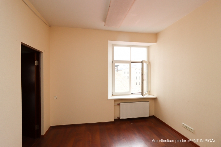 Apartment For Sale, Merķeļa street 6, Rīga, Labais krasts, Centrs / 156 000 € 7