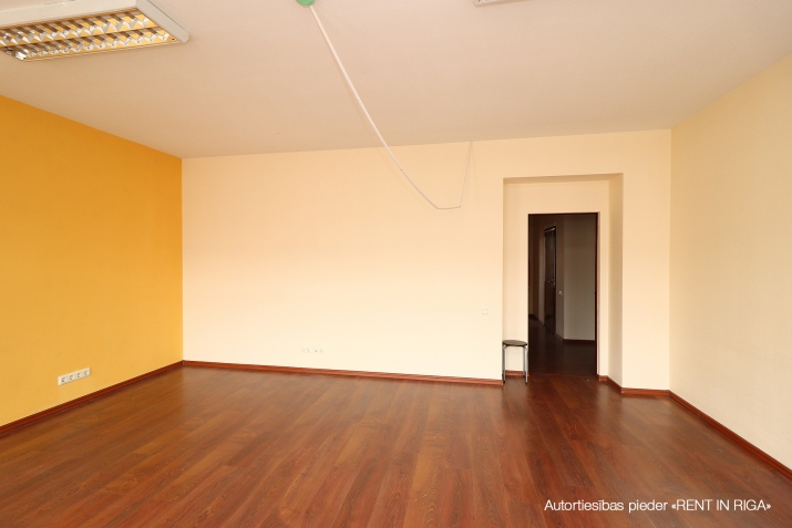 Apartment For Sale, Merķeļa street 6, Rīga, Labais krasts, Centrs / 156 000 € 3