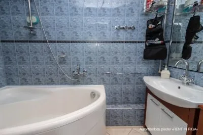 Izīrē dzīvokli, Mirdzas Ķempes iela 1, Rīga, Labais krasts, Mežaparks / 500 € 19