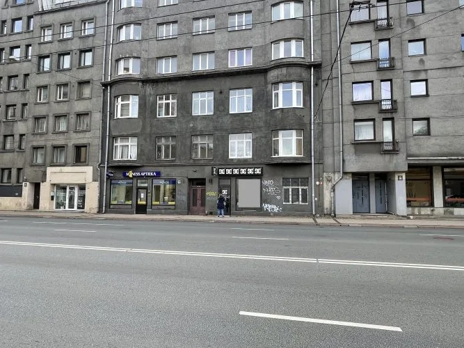 commercial premises For Rent, Brīvības street 154, Rīga, Labais krasts, Centrs / 280 € 10