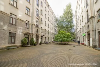 Pārdod dzīvokli, Bruņinieku iela 28, Rīga, Labais krasts, Centrs / 70 000 € 18