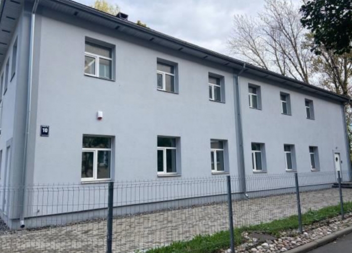 Изображение 1 из 13