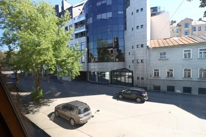 Izīrē biroju, Cēsu iela 33, Rīga, Labais krasts, Centrs / 231 € 8