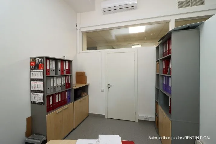commercial premises For Rent, Brīvības gatve street 403, Rīga, Labais krasts, Jugla / 850 € 6