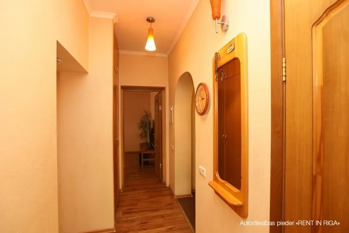Bruņinieku iela 83 3