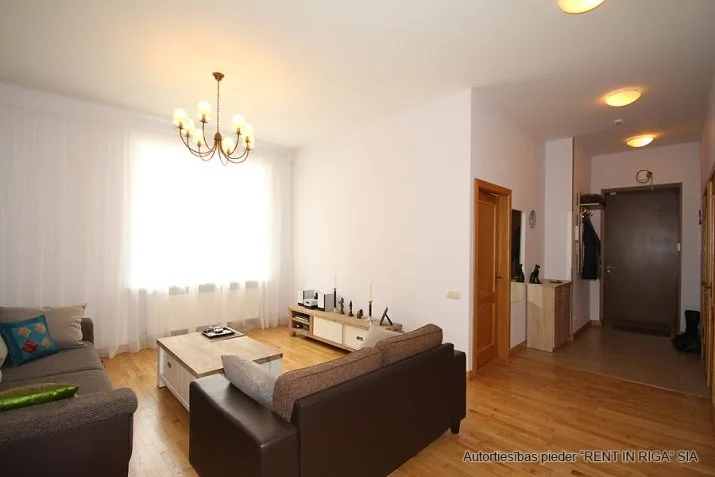 Strēlnieku iela 2 1