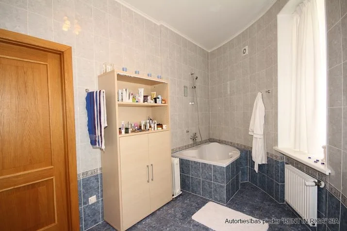 Strēlnieku iela 2 7