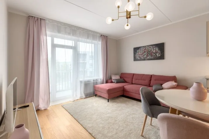 Upeņu iela 21 5