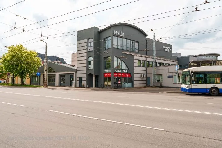 Izīrē noliktavu, Pētersalas iela 1, Rīga, Labais krasts, Centrs / 875 € 11