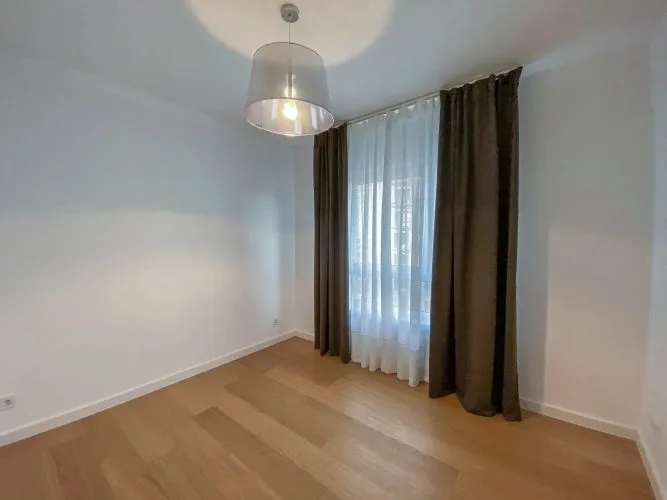 Izīrē dzīvokli, Ropažu iela 14b, Rīga, Labais krasts, Teika / 850 € 19