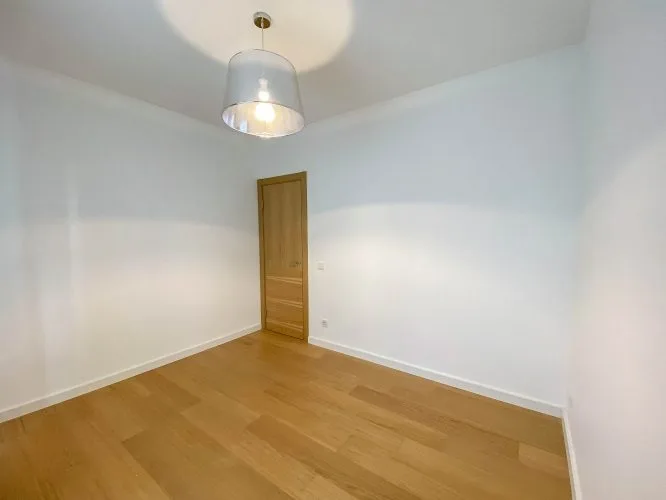 Izīrē dzīvokli, Ropažu iela 14b, Rīga, Labais krasts, Teika / 850 € 20
