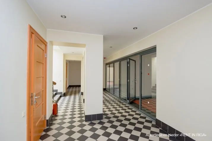 commercial premises For Rent, Zvejnieku street 12, Rīga, Kreisais krasts, Ķīpsala / 6 150 € 8