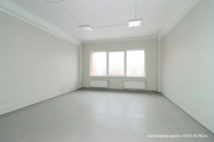 Office For Rent, Brīvības gatve street 403, Rīga, Labais krasts, Jugla / 2 483 € 17