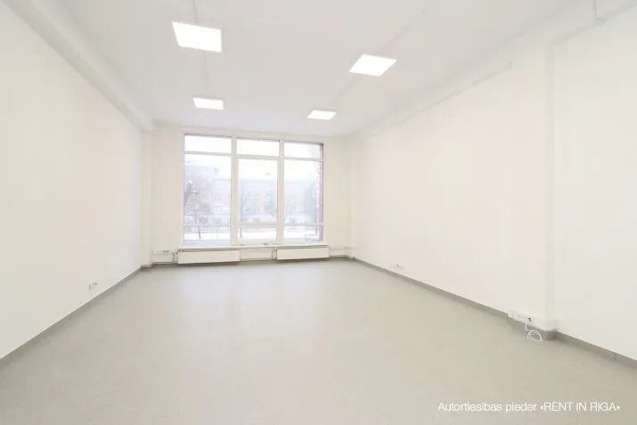 Office For Rent, Brīvības gatve street 403, Rīga, Labais krasts, Jugla / 2 483 € 19