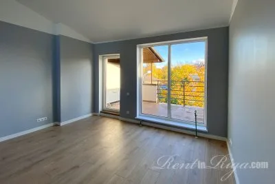 Pārdod dzīvokli, Vāveres iela 4, Rīga, Labais krasts, Teika / 240 000 € 1
