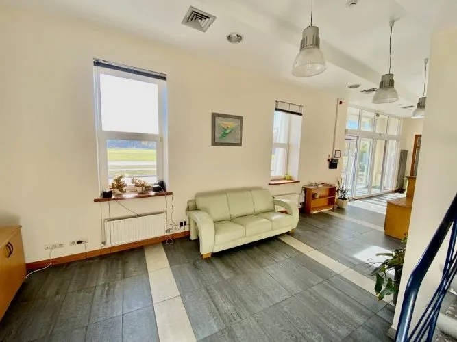 Izīrē tirdzniecības telpas, Rīgas iela 22, Babītes novads, Babītes pagasts, Piņķi / 2 500 € 14