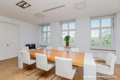 Izīrē biroju, Meierovica bulvāris 16, Rīga, Labais krasts, Centrs / 2 007 € 1