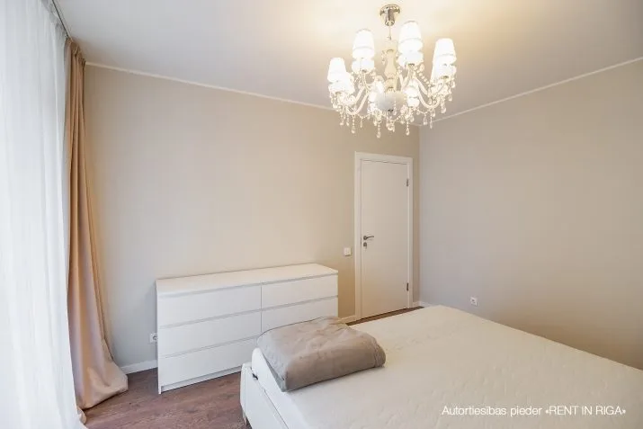 Izīrē dzīvokli, Ropažu iela 12, Rīga, Labais krasts, Teika / 800 € 11