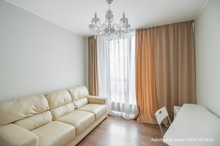 Izīrē dzīvokli, Ropažu iela 12, Rīga, Labais krasts, Teika / 800 € 12