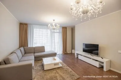 Izīrē dzīvokli, Ropažu iela 12, Rīga, Labais krasts, Teika / 800 € 1