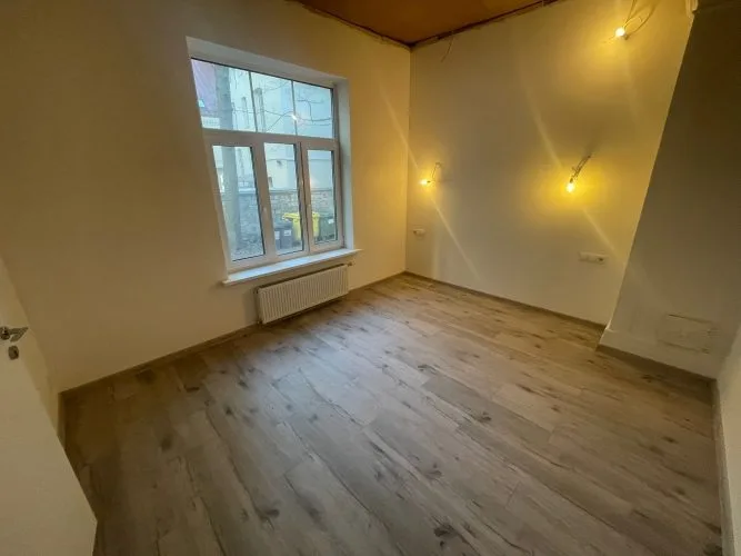 Baznīcas iela 24 5