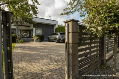 Pārdod māju, Liepu iela 18, Saulkrastu novads, Saulkrasti / 310 000 € 10