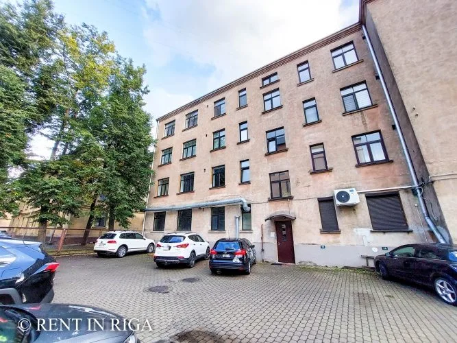 commercial premises For Rent, Ropažu street 58, Rīga, Labais krasts, Teika / 550 € 22