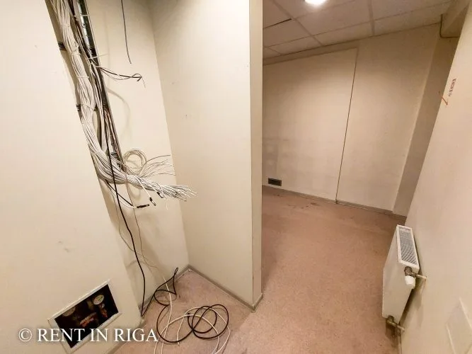 commercial premises For Rent, Ropažu street 58, Rīga, Labais krasts, Teika / 550 € 14