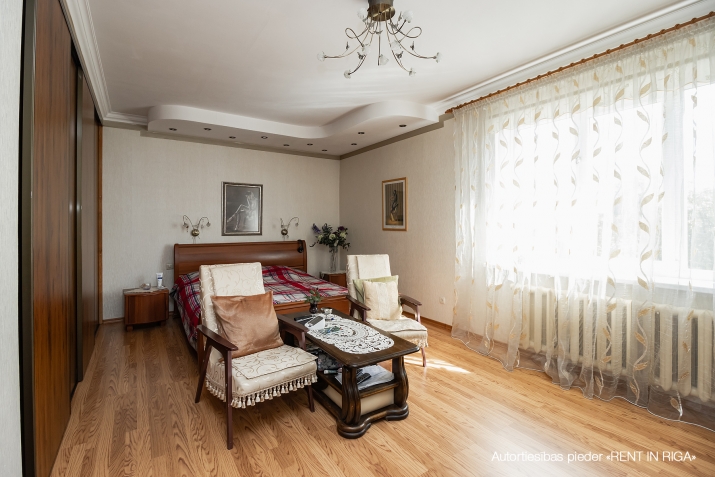 Pārdod māju, Lupīnu iela 12, Ikšķiles novads, Ikšķile / 320 000 € 10