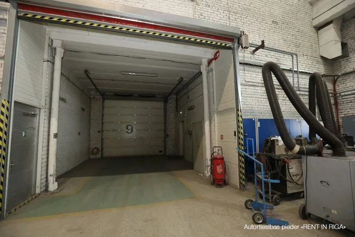Production facilities For Rent, Granīta street 15, Rīga, Labais krasts, Pļavnieki / 43 155 € 12