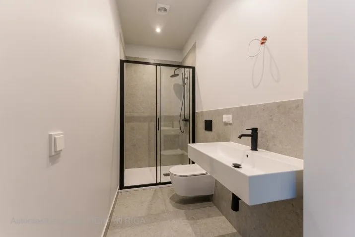 Pārdod dzīvokli, Čiekuru iela 3, Rīga, Labais krasts, Mežaparks / 133 900 € 8