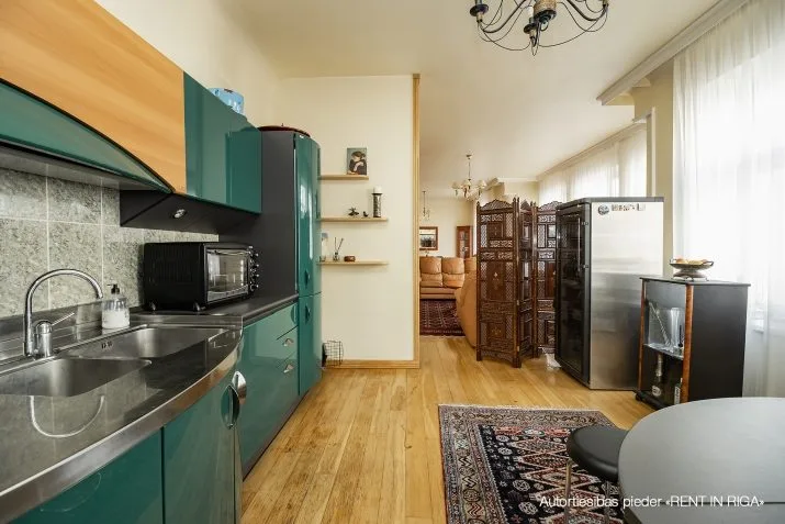 Pārdod dzīvokli, Dzirnavu iela 9, Rīga, Labais krasts, Centrs / 249 000 € 11