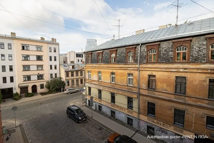 Pārdod dzīvokli, Dzirnavu iela 9, Rīga, Labais krasts, Centrs / 249 000 € 16