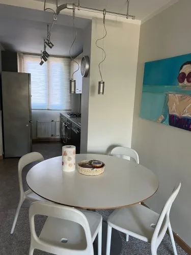 Izīrē dzīvokli, Mēness iela 13, Rīga, Labais krasts, Centrs / 490 € 1