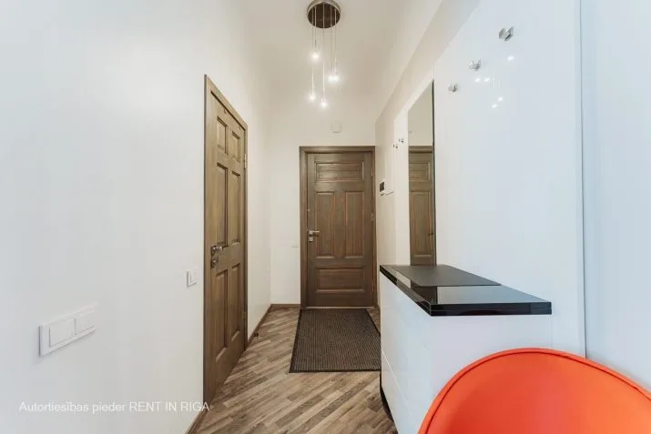Apartment For Rent, Lenču street 2, Rīga, Labais krasts, Centrs / 690 € 12