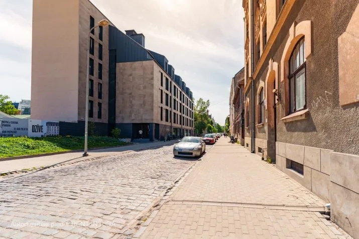 Apartment For Rent, Lenču street 2, Rīga, Labais krasts, Centrs / 690 € 18
