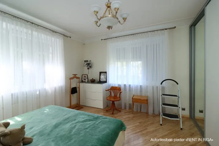 Izīrē māju, Lielvārdes iela 56, Rīga, Labais krasts, Teika / 1 500 € 9