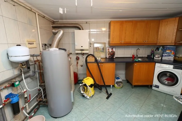 Izīrē māju, Lielvārdes iela 56, Rīga, Labais krasts, Teika / 1 500 € 20
